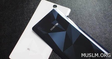 Bluboo Xtouch        3D 