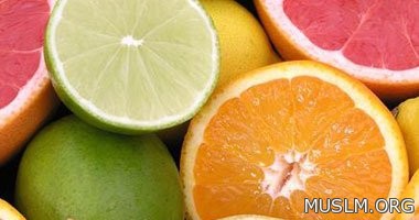 Papaya and strawberries protect you from disease